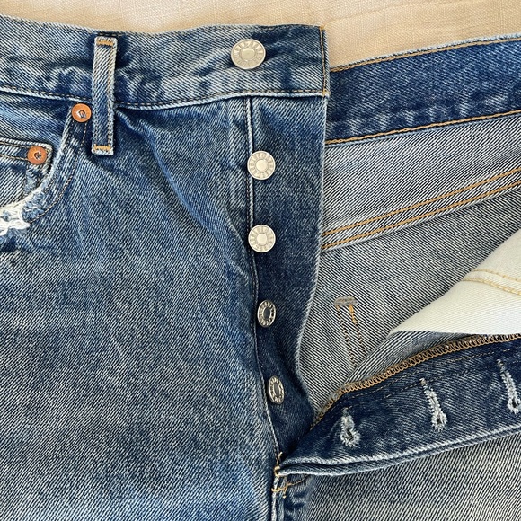 Agolde Dee Super High Rise Shorts - Picture 4 of 5